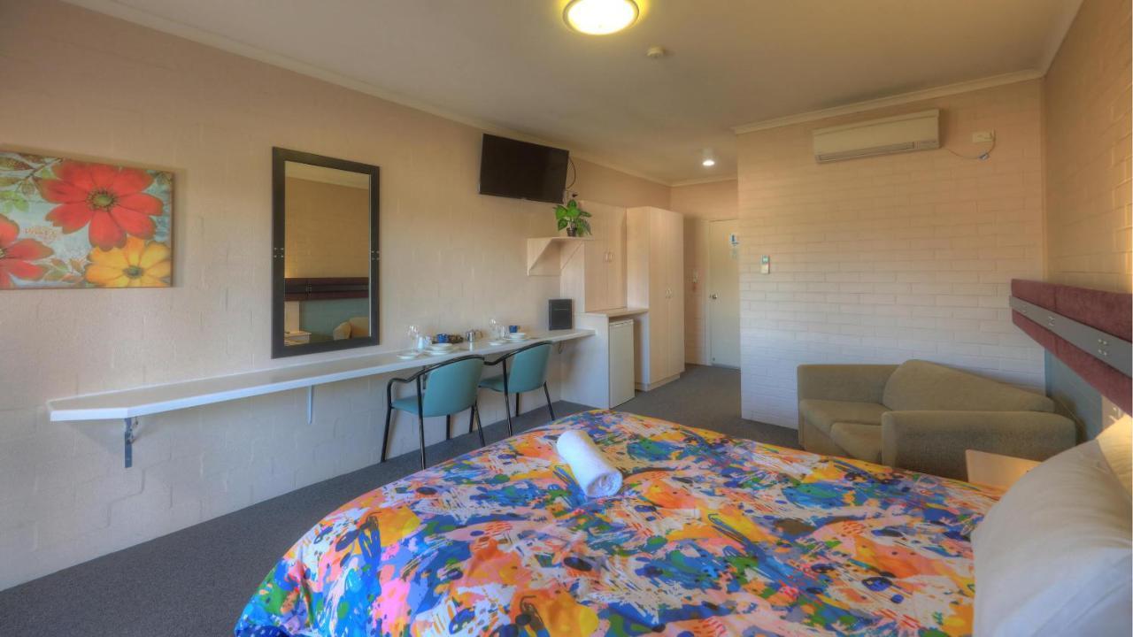 The Vines Motel & Cottages Stanthorpe Εξωτερικό φωτογραφία